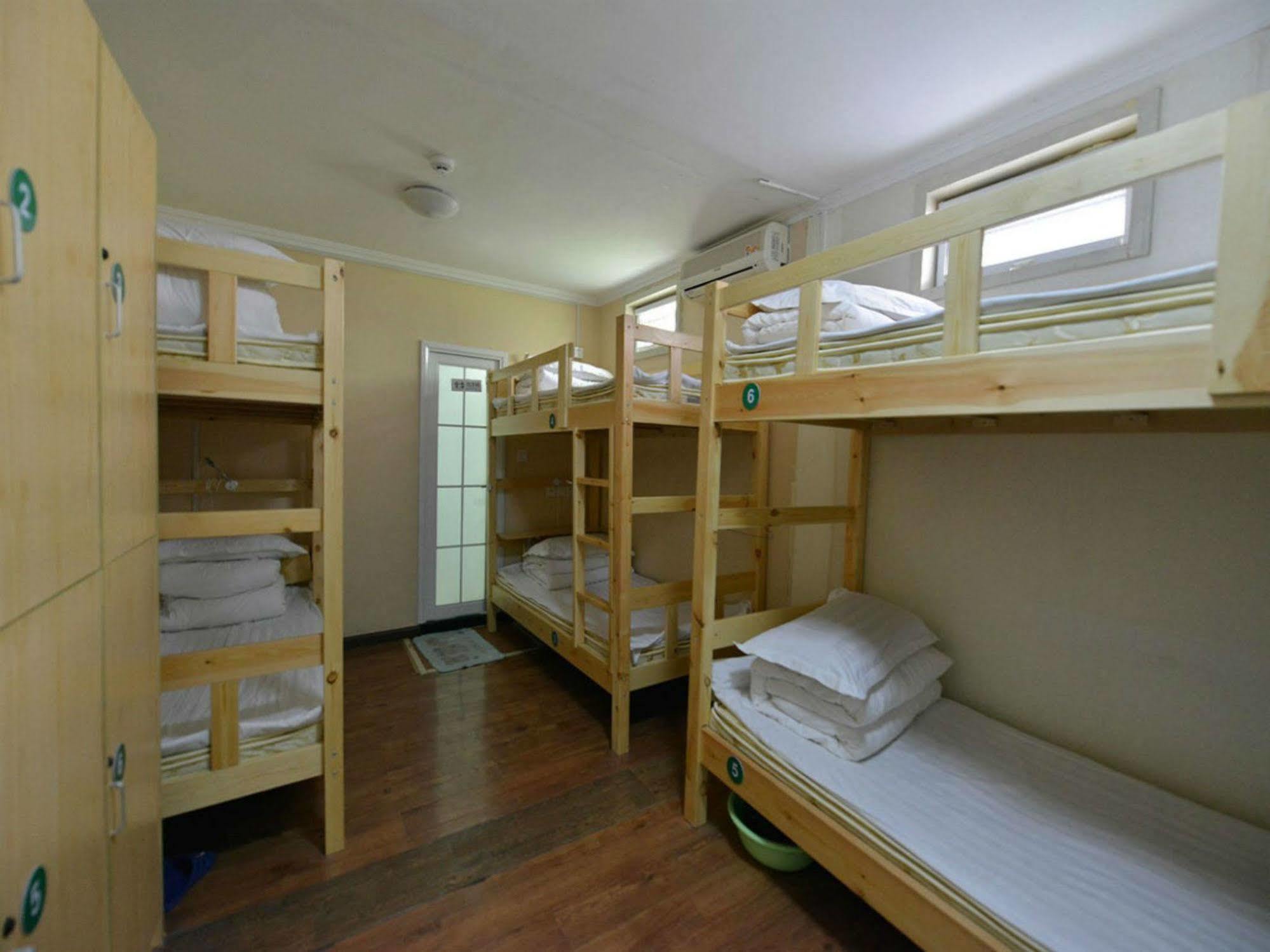 Beijing Sunrise Hostel Gulou Branch Exteriör bild